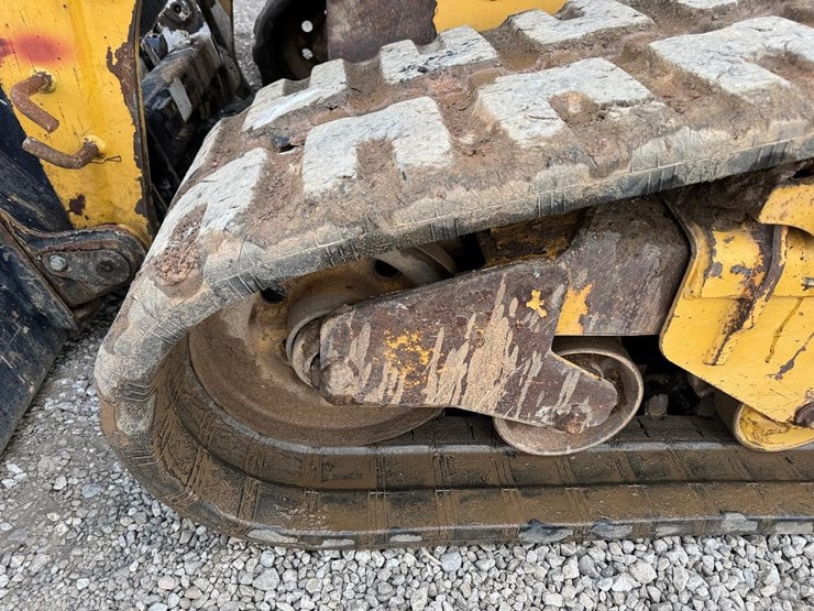 2022-caterpillar-289d3-image-14