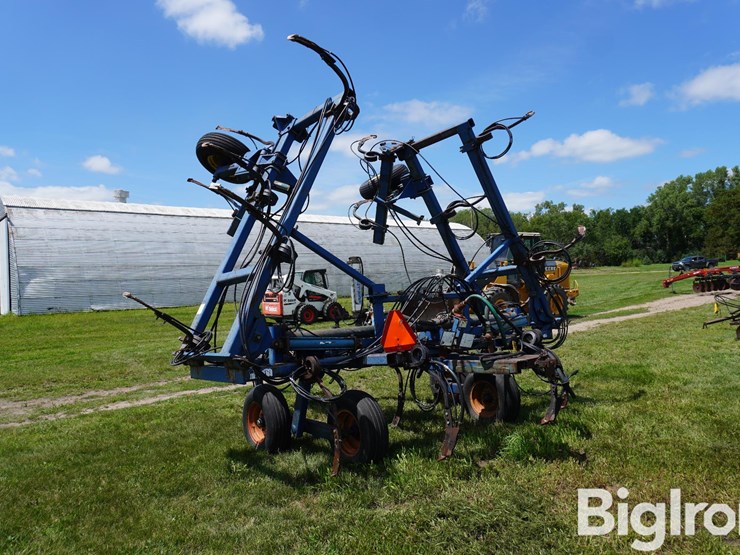 blu-jet-landwalker-image-7