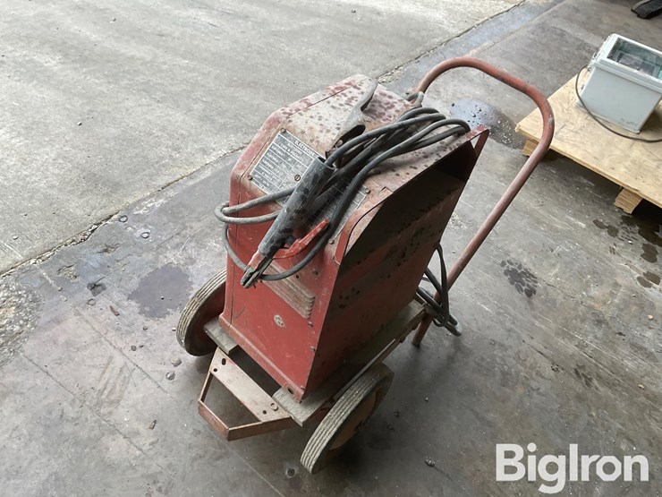 lincoln-a/c,-d/c-225/125-stick-welder-image-7