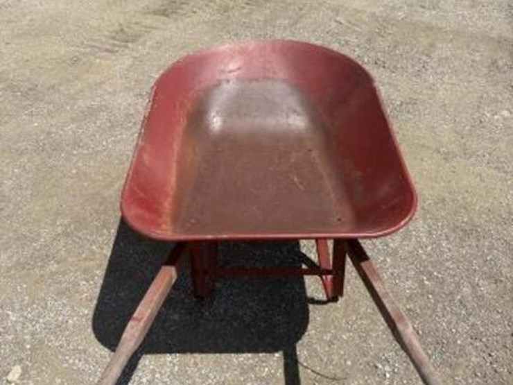 wheel-barrel-image-3