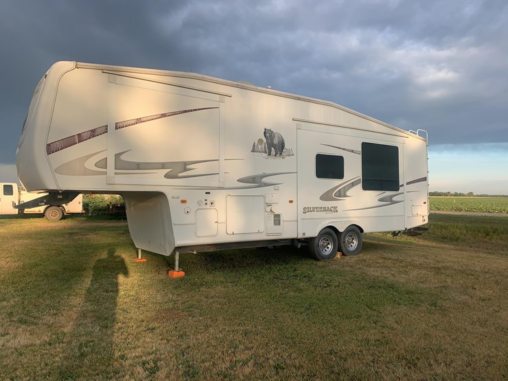 2007-cedar-creek-travel-trailer-image-10