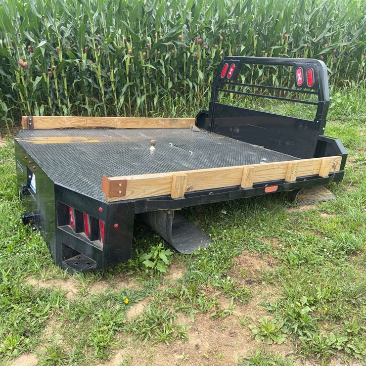 Sure-Trac 8’ Truck Flatbed