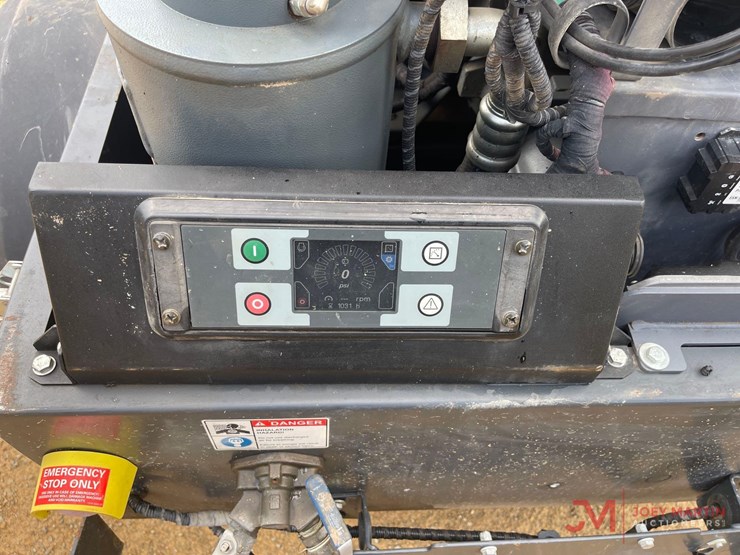 2022-cp-cps185-100-towable-air-compressor-image-13