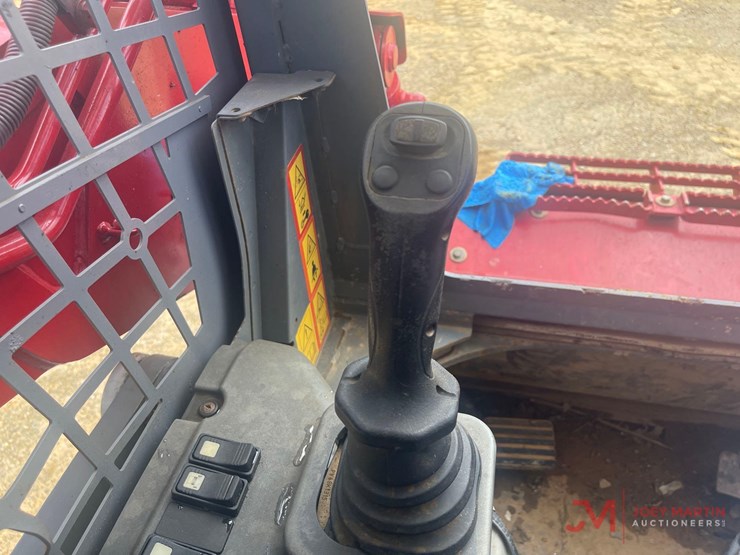 takeuchi-tl10v2-image-16