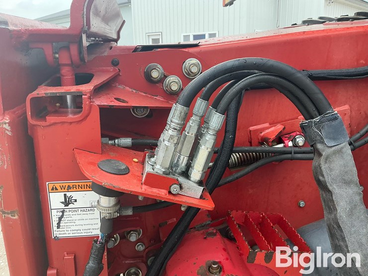 2011-case-ih-8120-image-19