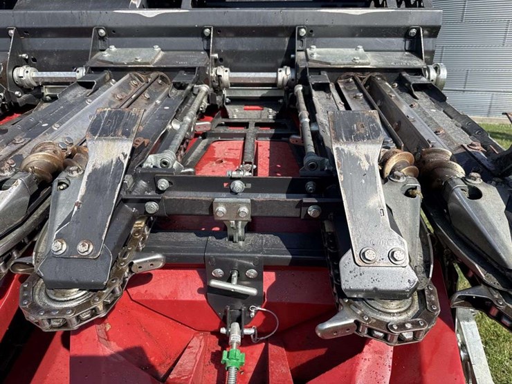 drago-gt-folding-corn-head-image-21