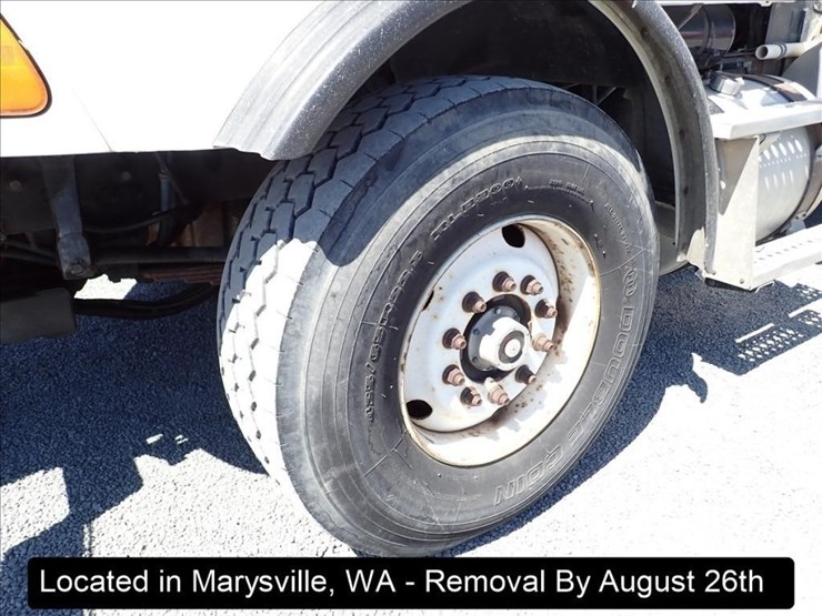 2006-sterling-l9500-image-38