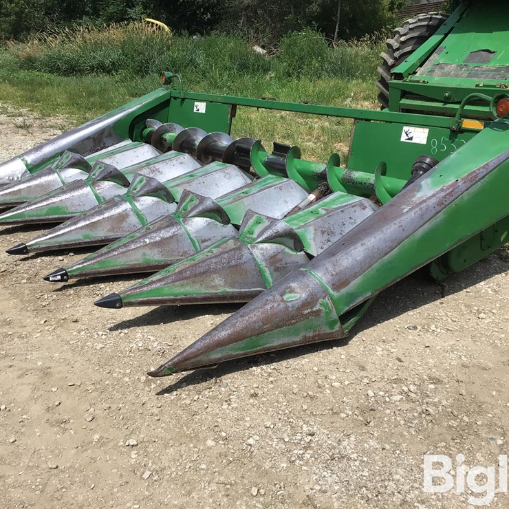 JOHN DEERE 643