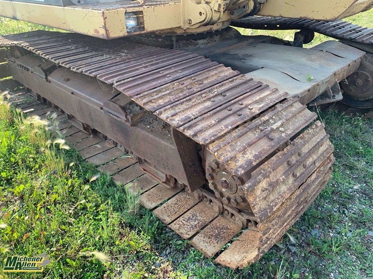 1980-caterpillar-215-image-6