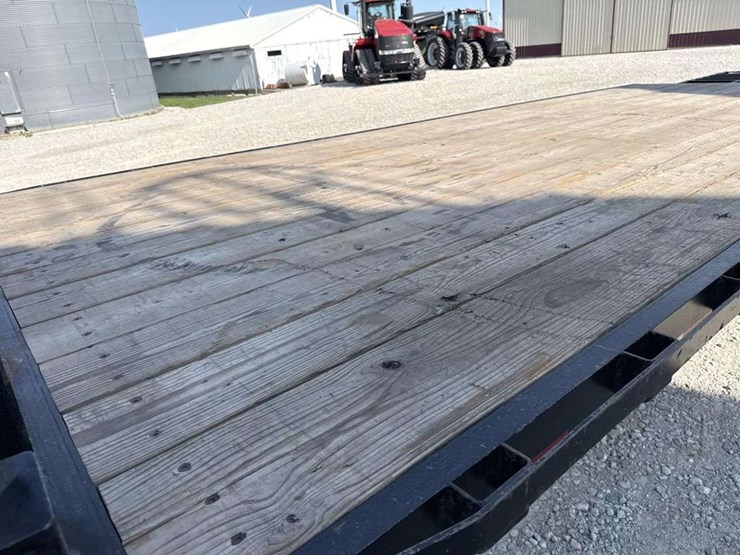 2011-trailerman-gooseneck-25ft-trailer-image-8