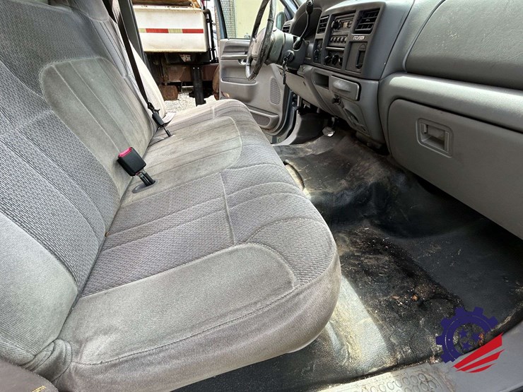 2000-ford-excursion-image-61
