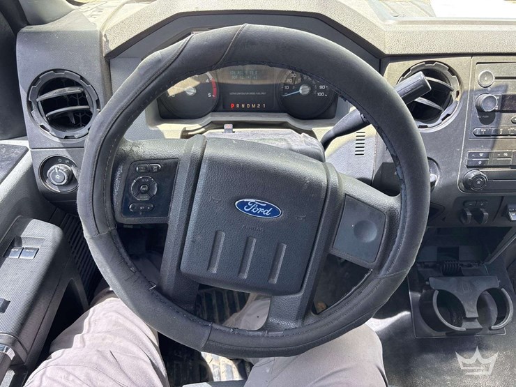 2015-ford-f550-image-12