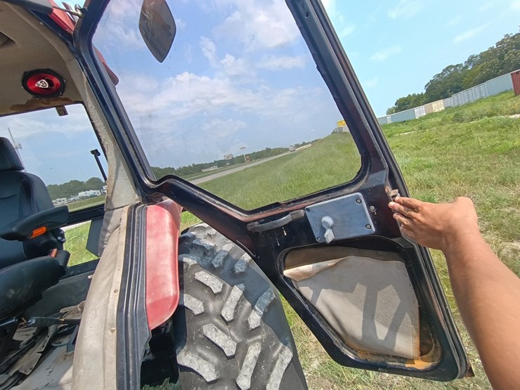 1998-case-ih-4210-image-28