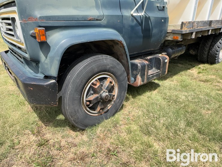 1974-chevrolet-c65-image-9