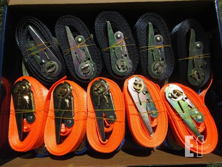 box-of-hookless-3.5m-ratchet-straps-image-2