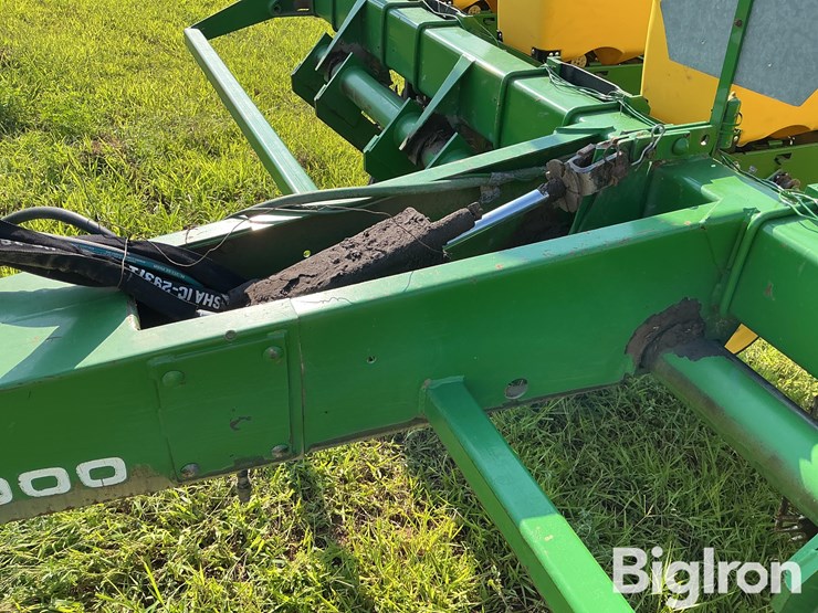 john-deere-7000-image-15