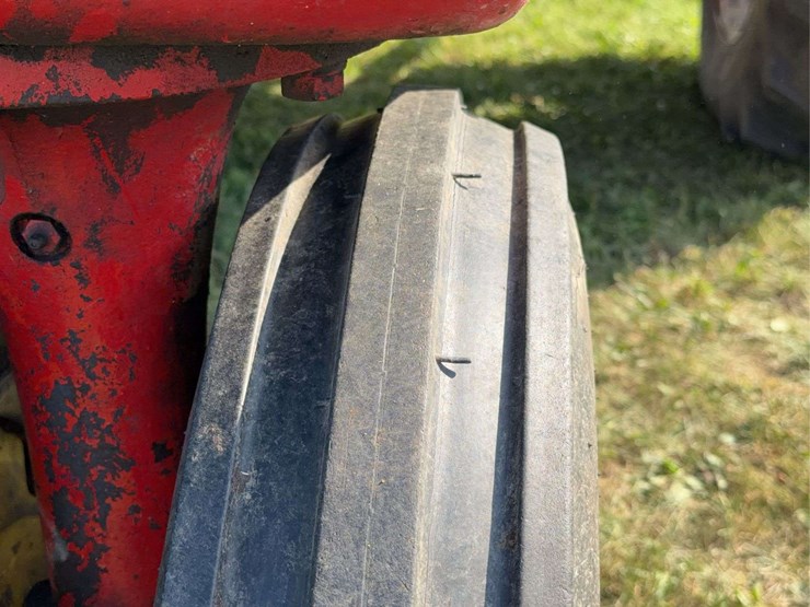 massey-ferguson-444-image-14