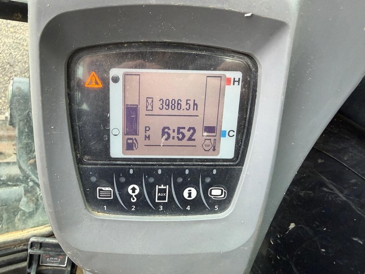 2020-kubota-kx040-4-image-20