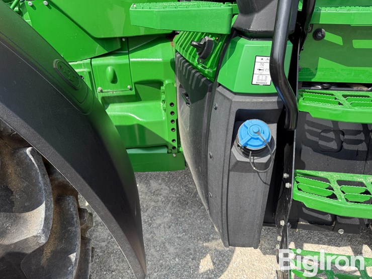 2024-john-deere-8r-310-image-12