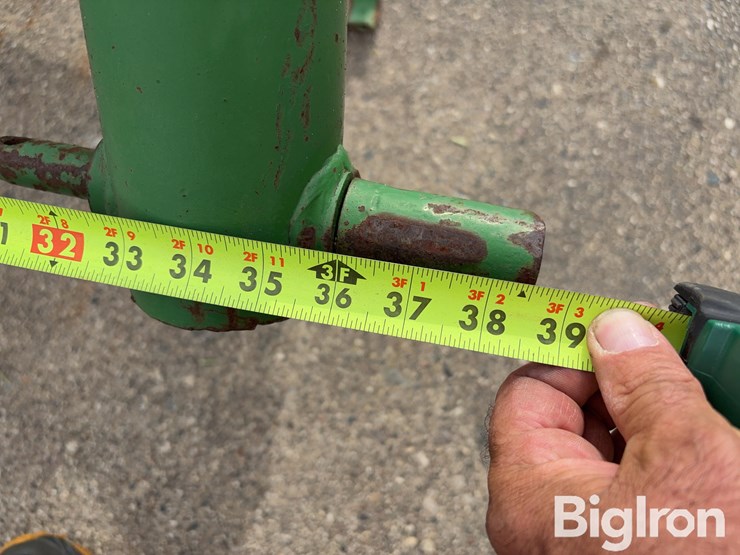 john-deere-260-image-12