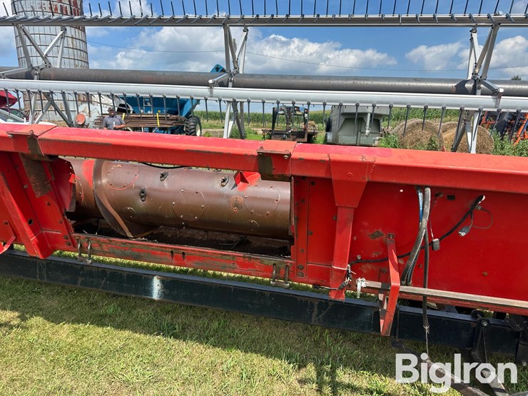 massey-ferguson-9750-image-15