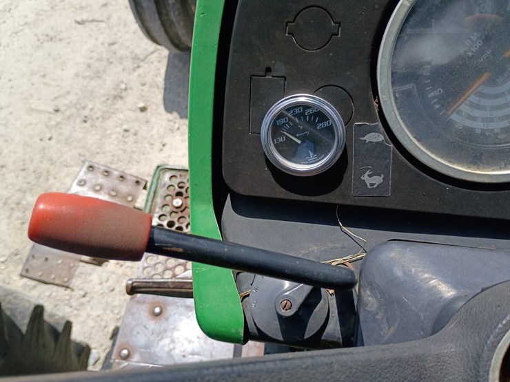 john-deere-2940-image-34