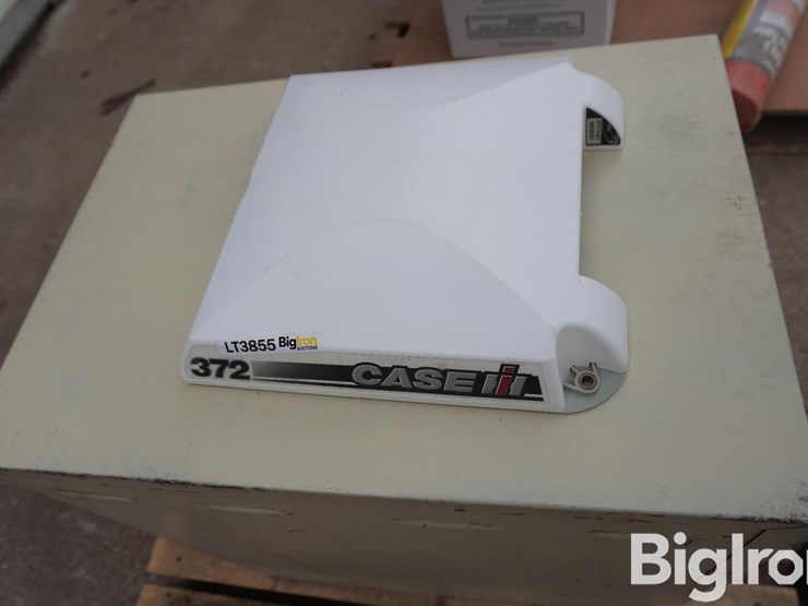 case-ih-372-globe-w/rtk-unlock-image-4
