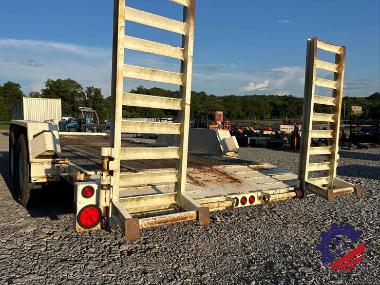 2013-moran-welding-20’-/-16k-lb.-t/a-equipment-tag-trailer-image-33