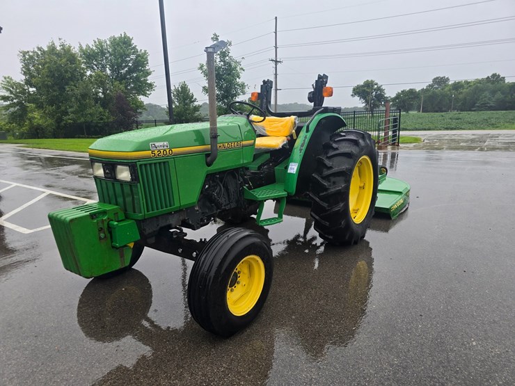 john-deere-5200-image-3