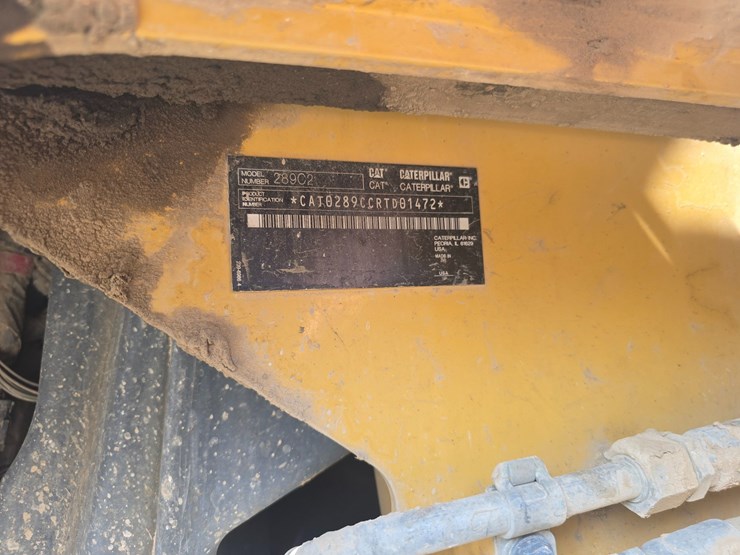 2013-caterpillar-289c2-image-32