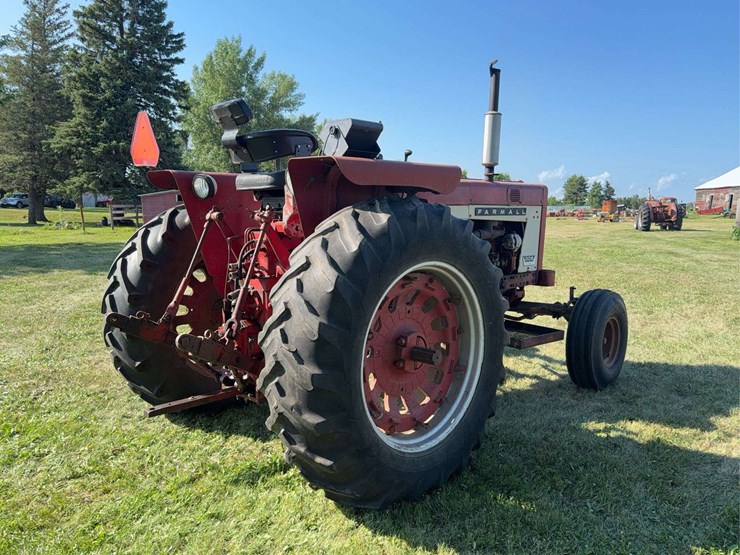 farmall-806-diesel-image-5