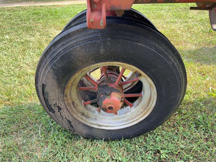 farmall-f-30-image-13