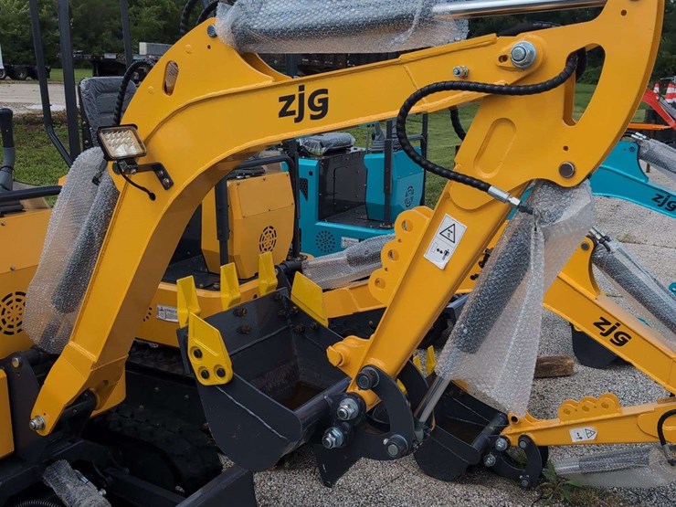 zjg-mini-excavator-zj-12-(yellow)-image-11
