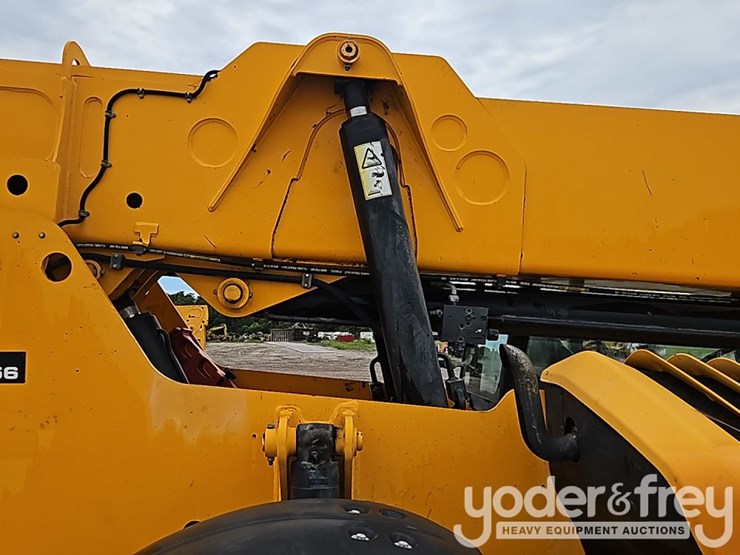2016-jcb-512-56-image-9
