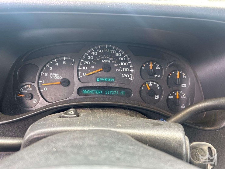 2003-chevrolet-silverado-3500-image-15