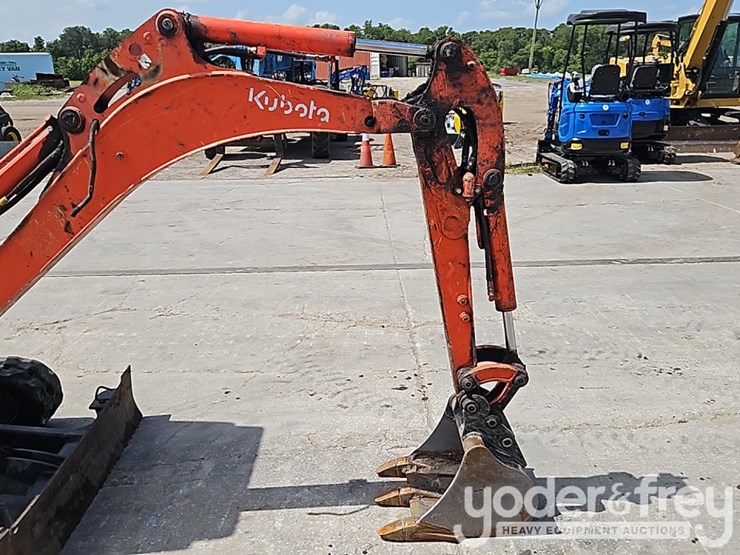 2021-kubota-u17-image-14