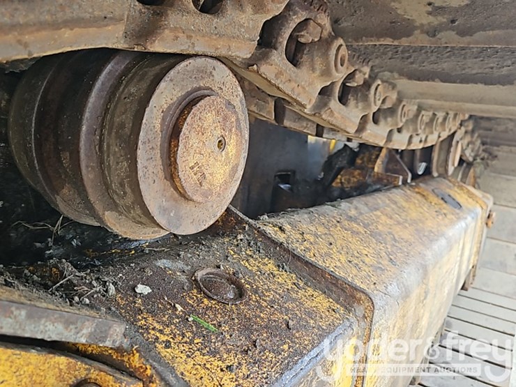 2019-deere-750k-lgp-image-10