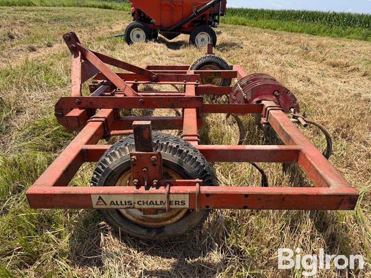 allis-chalmers-610-image-8