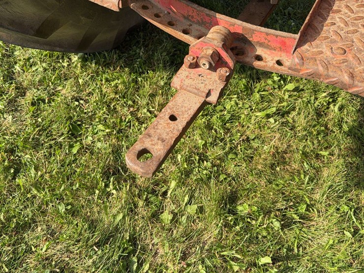 massey-ferguson-444-image-30