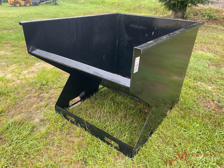 new-2yd-trash-hopper-skid-steer-attachment-image-7