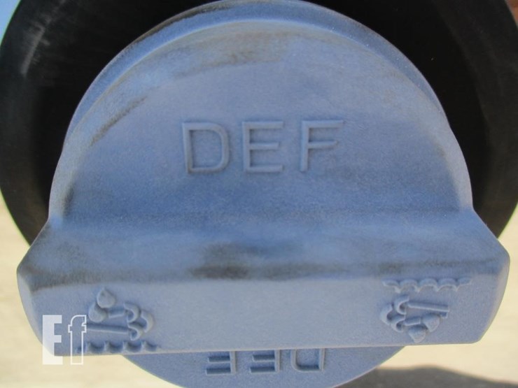 2014-kenworth-t800-image-16