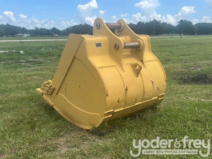 caterpillar-349-image-3