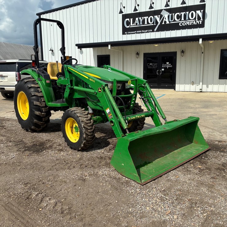 JOHN DEERE 4044M