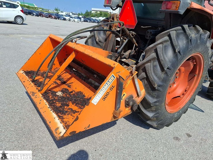2011-kubota-l5240hstc-image-24