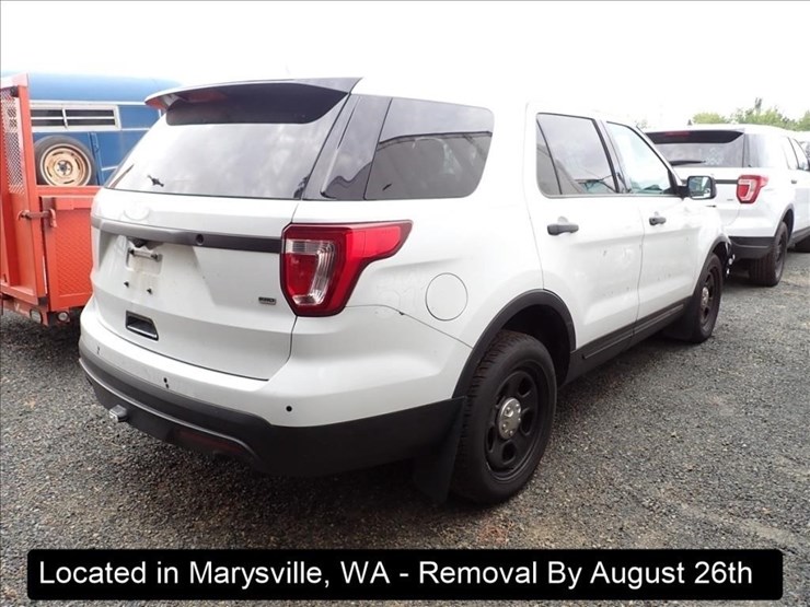 2017-ford-explorer-image-9