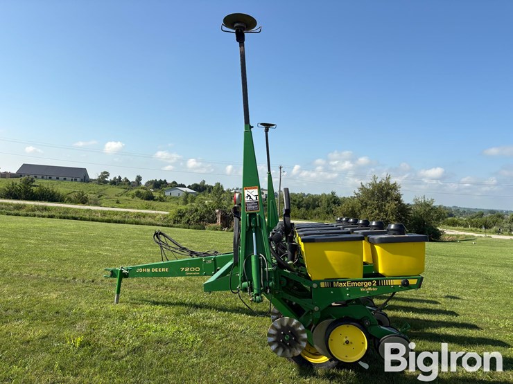 john-deere-7200-image-8