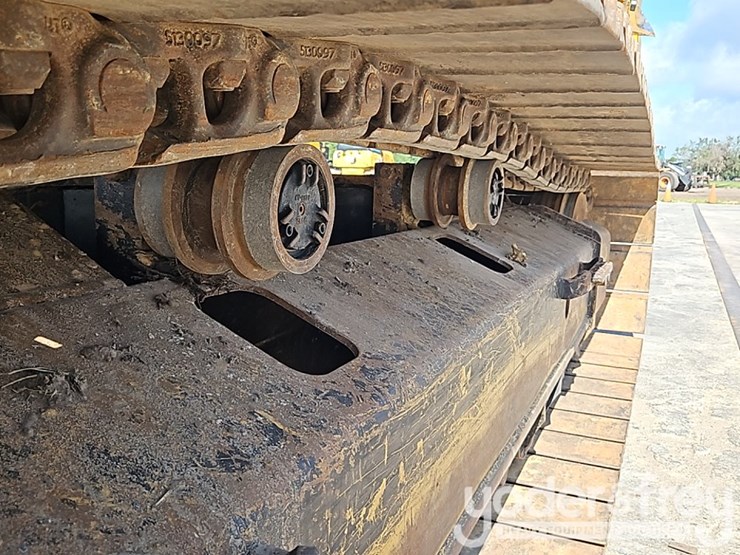 2019-caterpillar-336-image-20