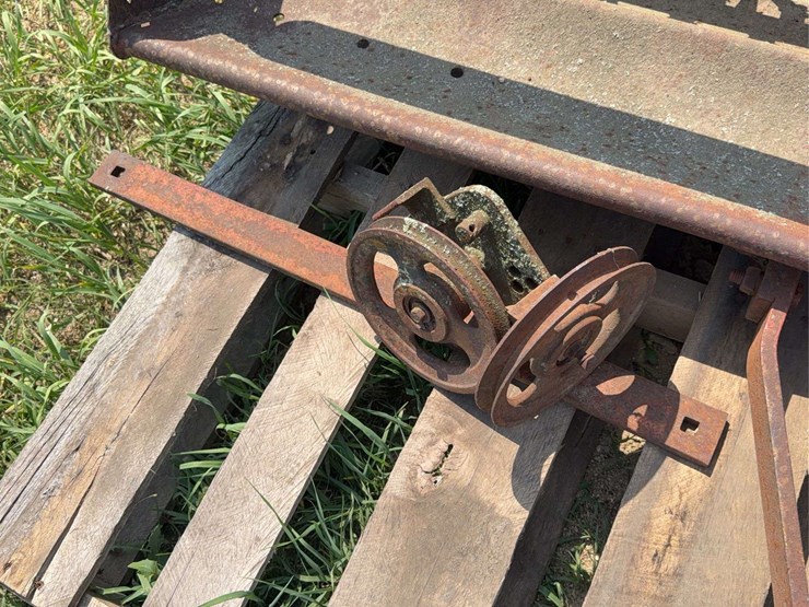 farmall-cub-flail-mower-image-4