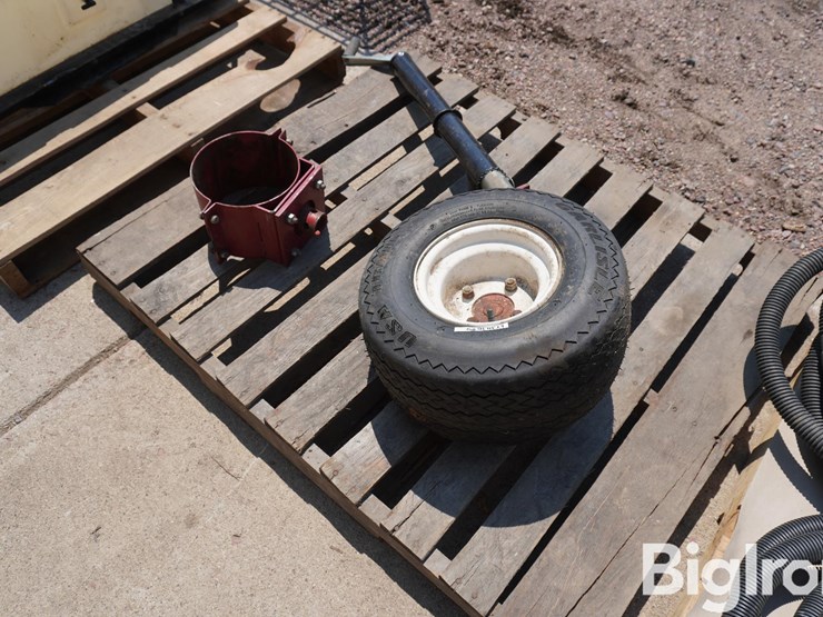 8"-auger-jack-w/18.5x8.5-8-tire-image-3