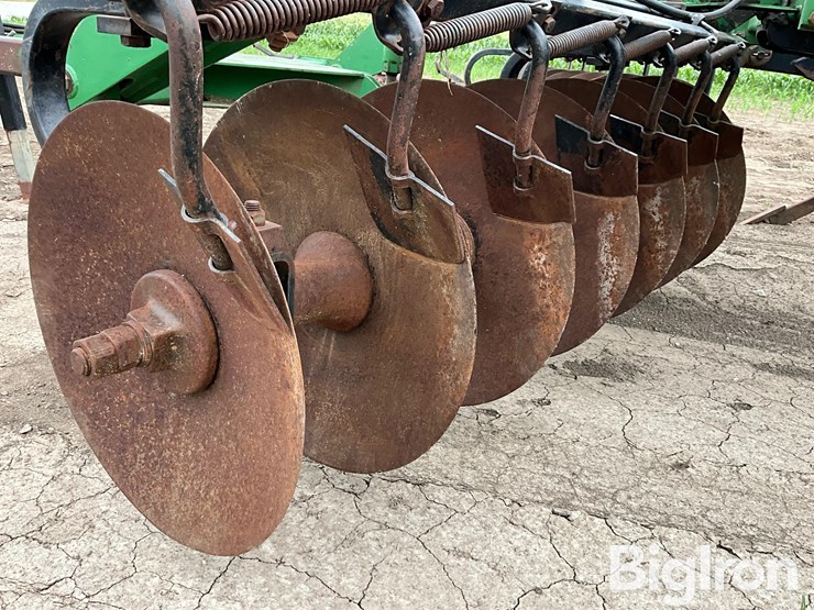 john-deere-510-image-16